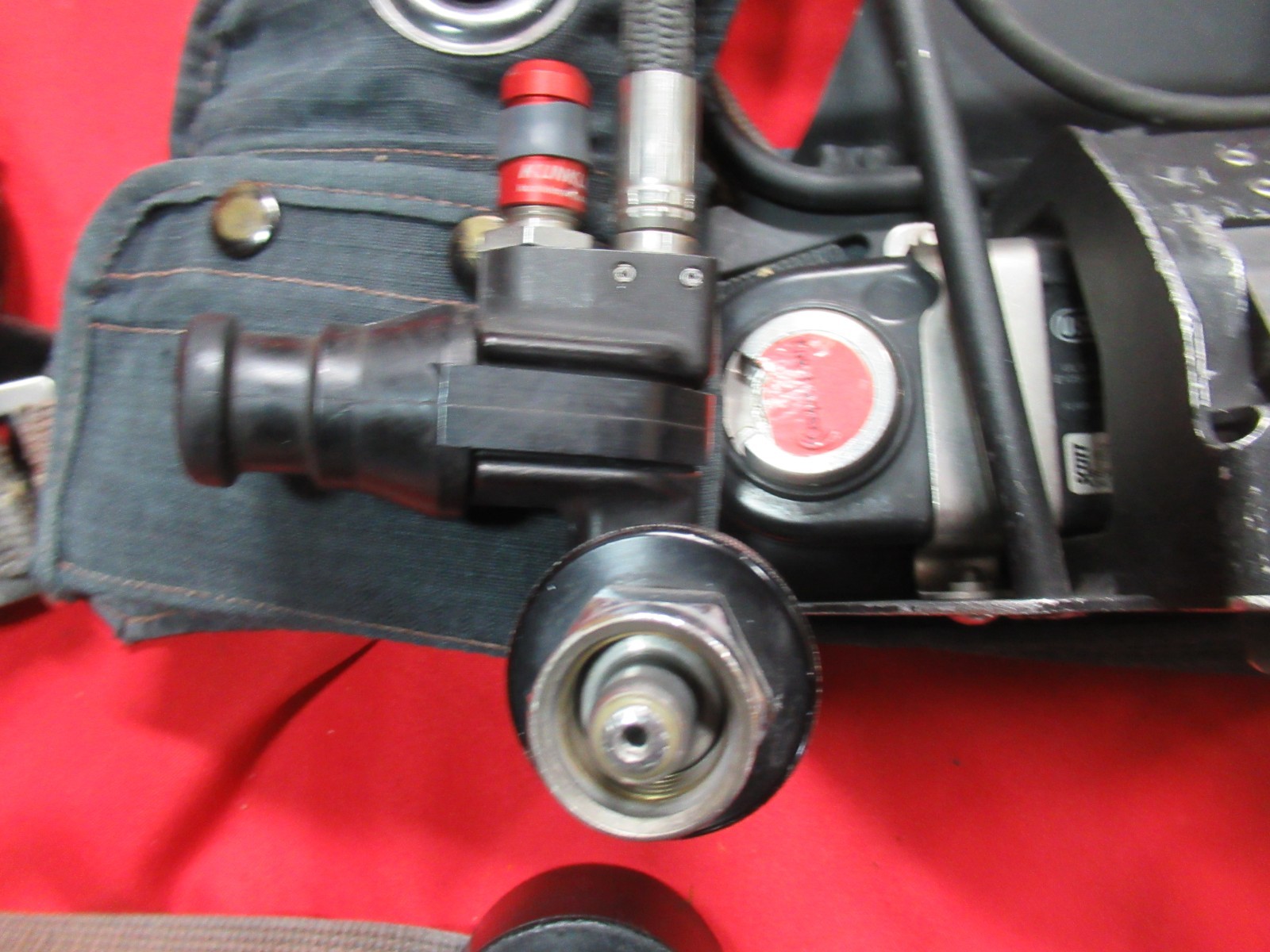 Scott AP75 Air-Pak 75 CBRN 4.5 4500 SCBA CBRN EZ flow QD regulator HUD DUAL EBSS