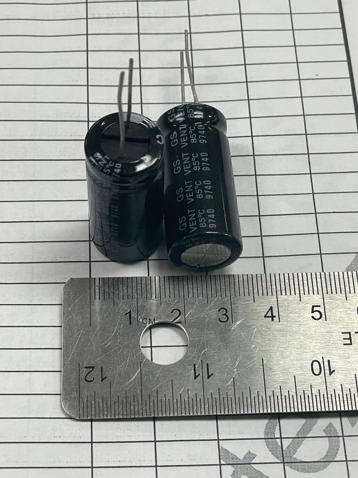 100 ea 3300uF 25V 3300MFD 25Volt 16*35mm Aluminum Electrolytic Capacitor Radial