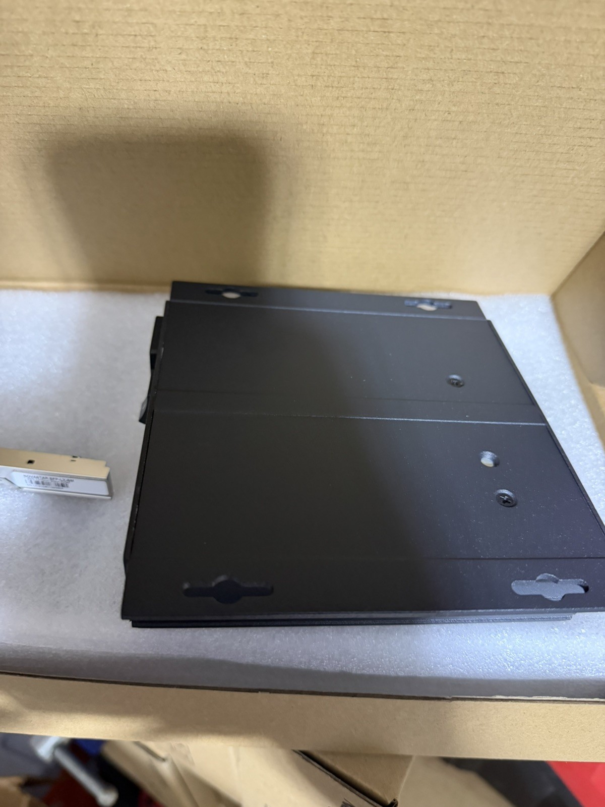 NOVASTAR CVT320 SM Fiber Converter.