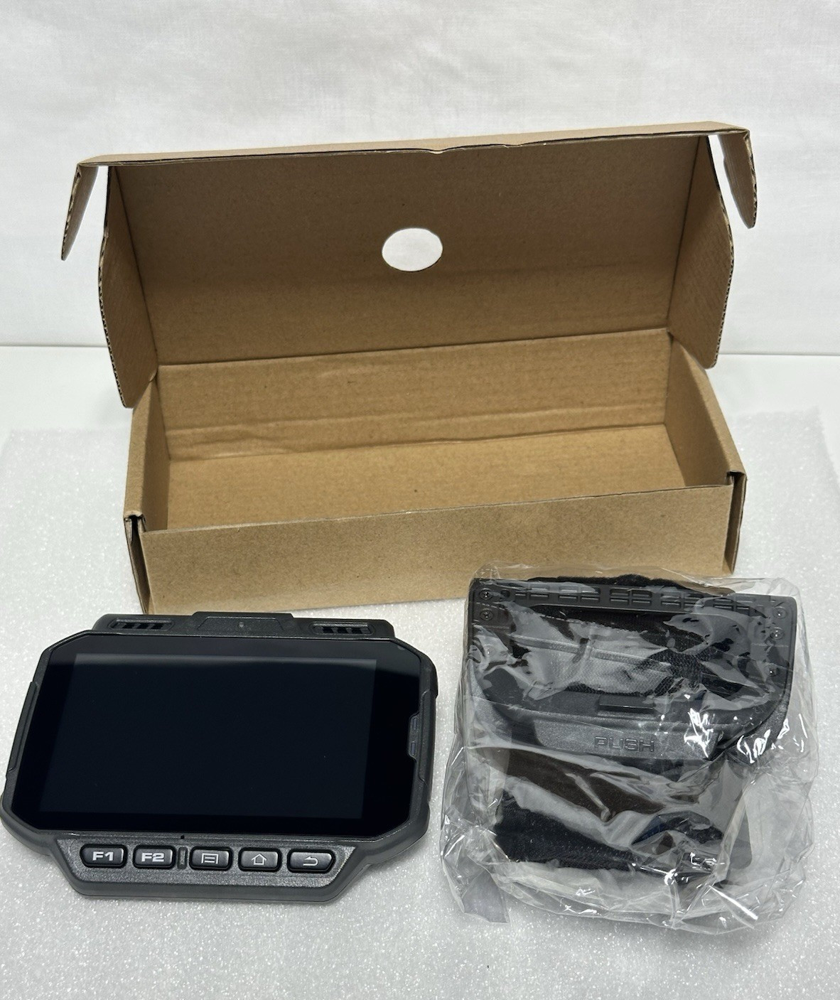 Unitech WD100-0AWRUMSG Wearable mobile computer scanner ANDROID 7.1 – FREE SHIP