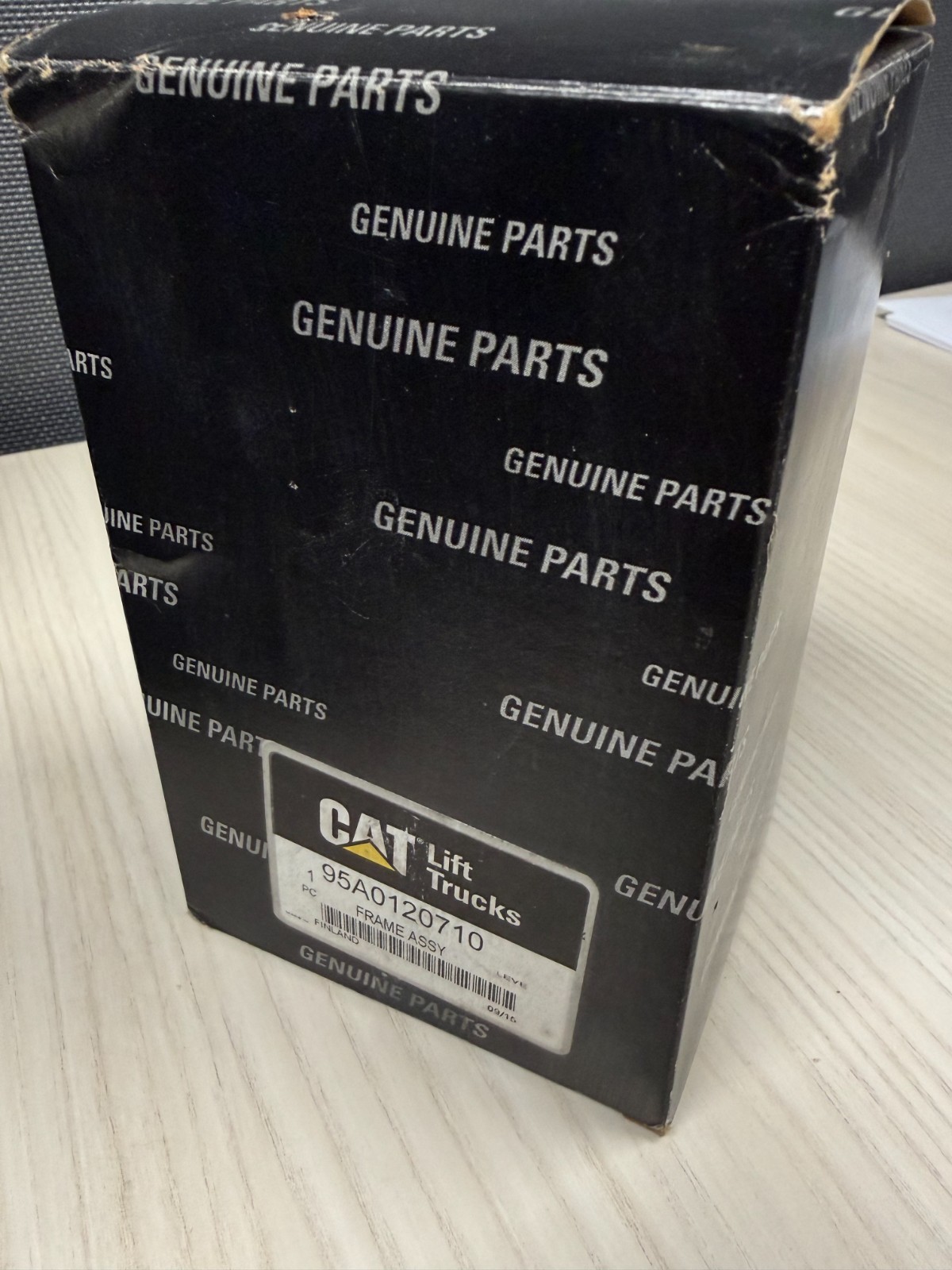 OEM CAT Lift Trucks 95A0120710 Frame Assembly Genuine Forklift Part NEW