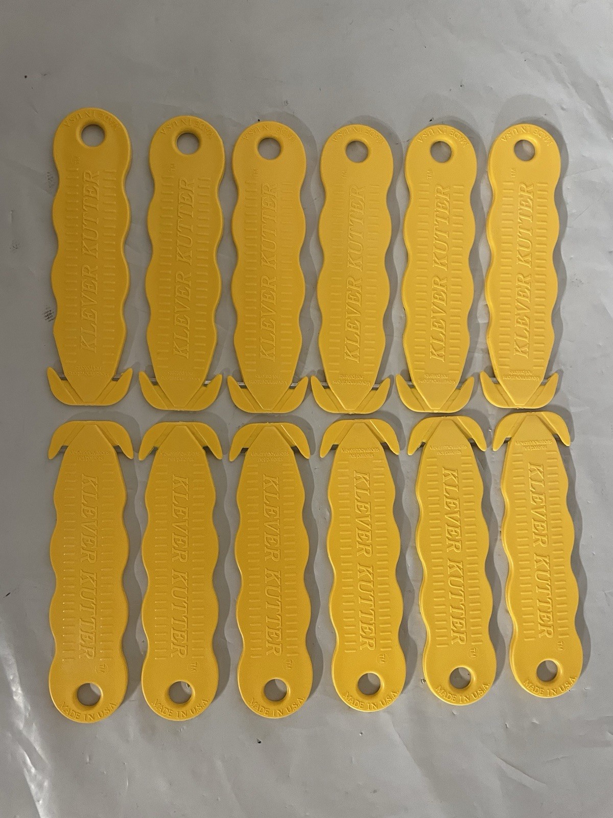 Qty 12 Klever Kutter Yellow KCJ-1Y Safety Box Cutters, USA