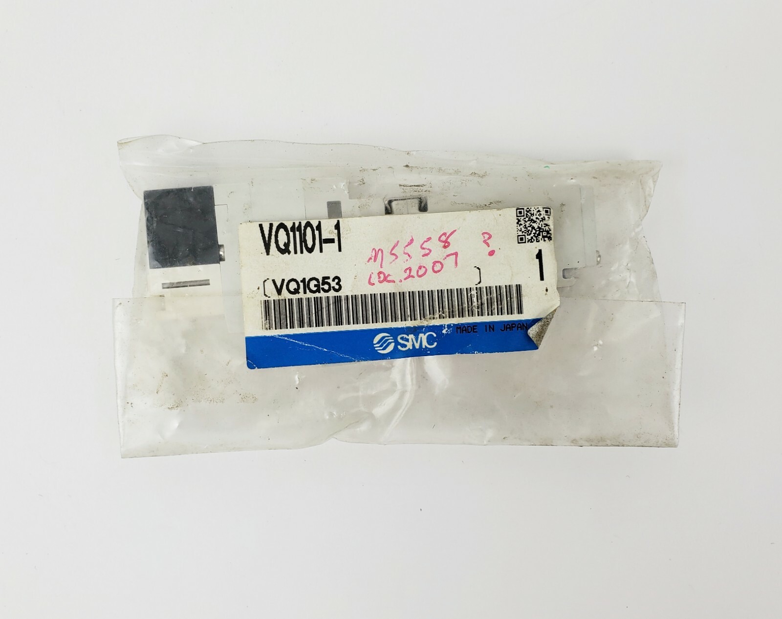SMC VQ1101-1 Solenoid Valve, New!