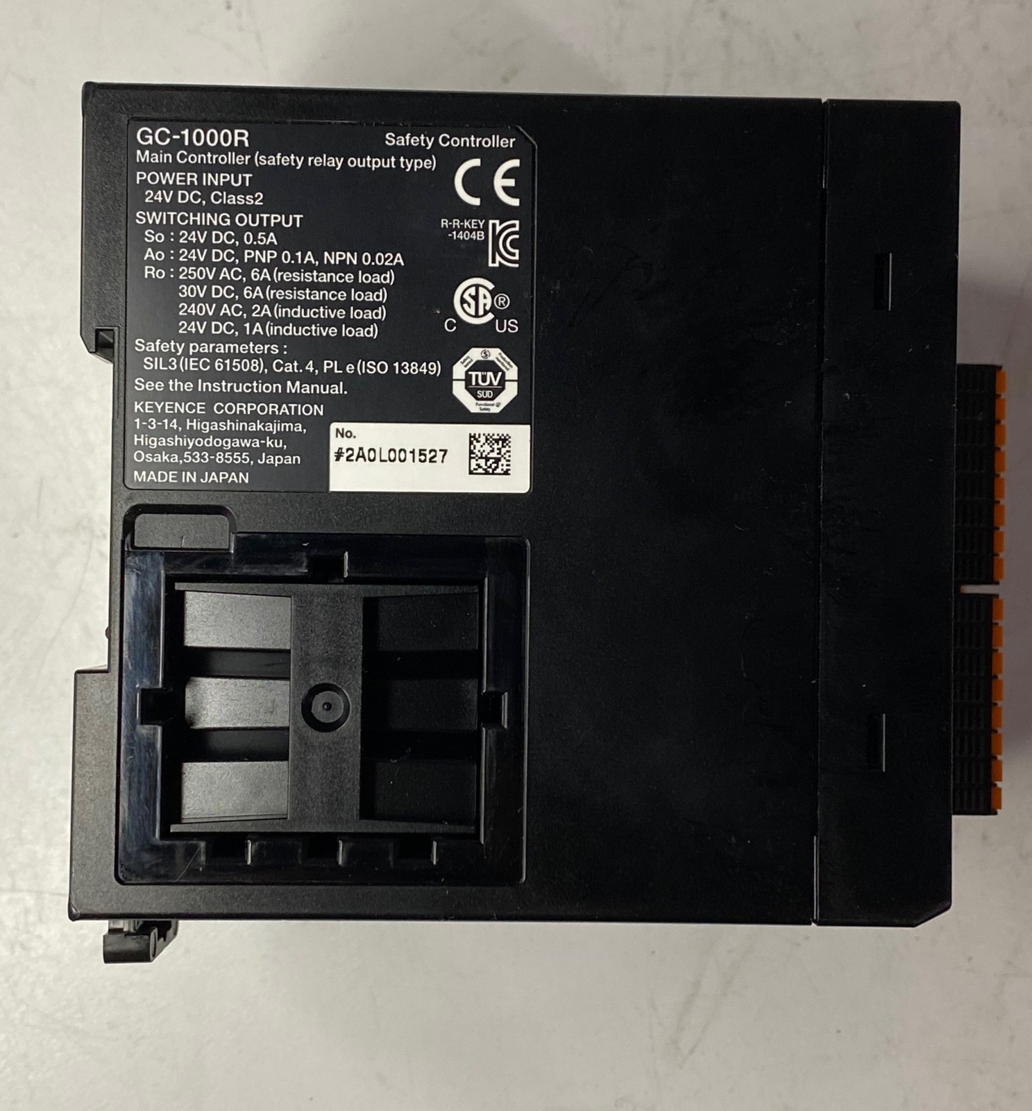 ONE (1) KEYENCE Industrial Safety Controller GC-1000R w/ Cable GL-RCG03S (USED)