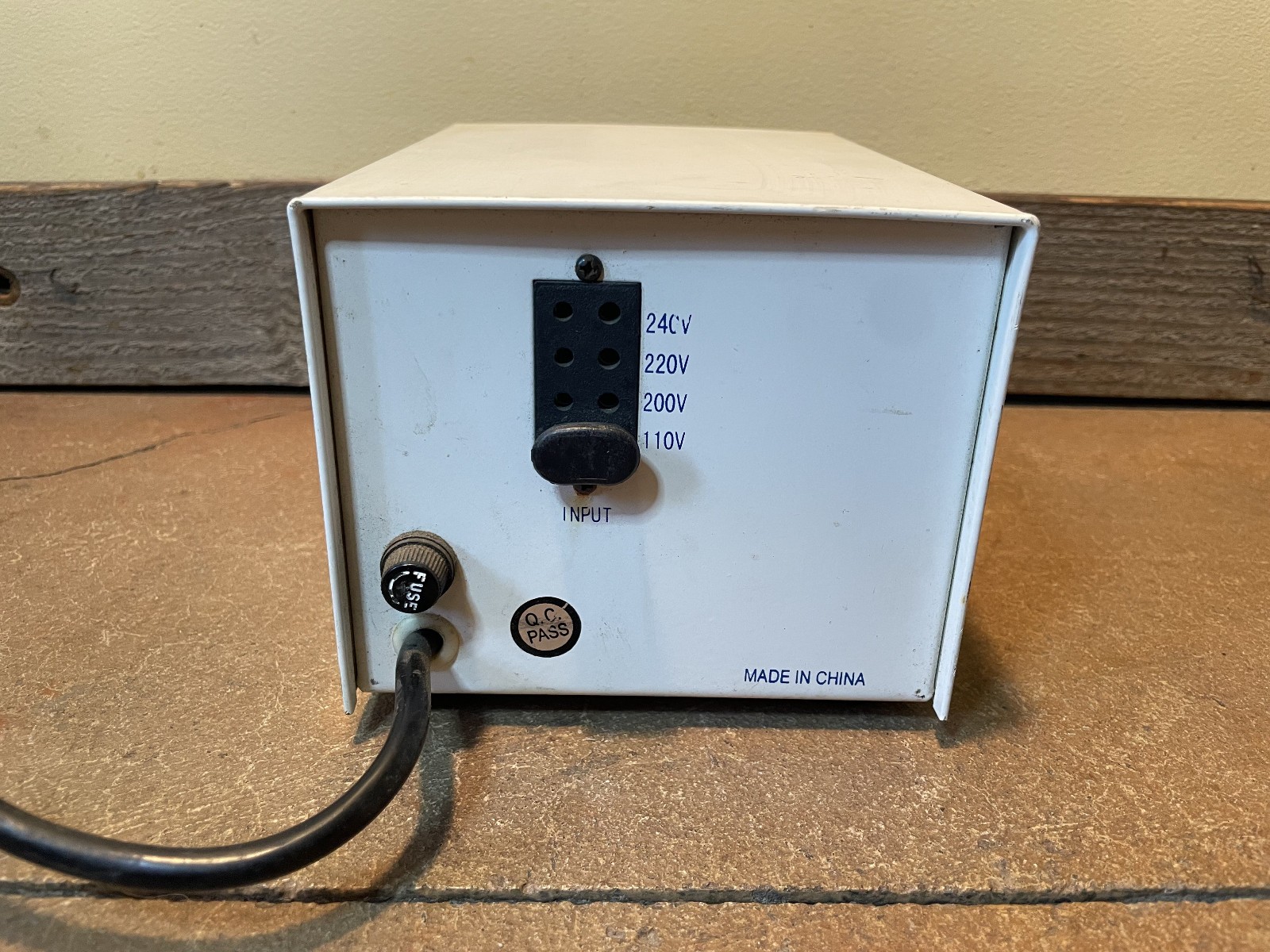 Philmore Mfg. ST 750 Step-Up & Step Down Power Transformer