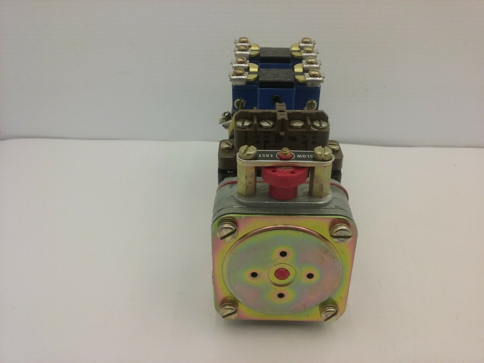 SQUARE D 9050-BO-23D AC PNEUMATIC TIMING RELAY 120V SERIES C NIB