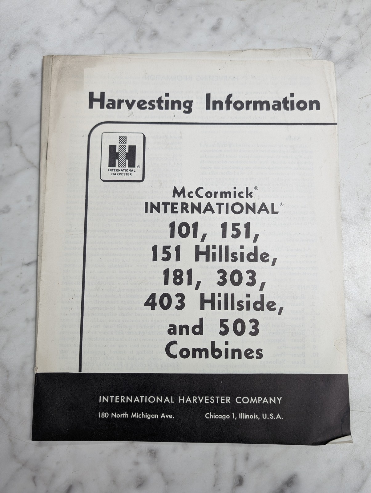 INTERNATIONAL HARVESTING INFORMATIONAL MCCORMICK 101 151 181 303 403 503 COMBINE