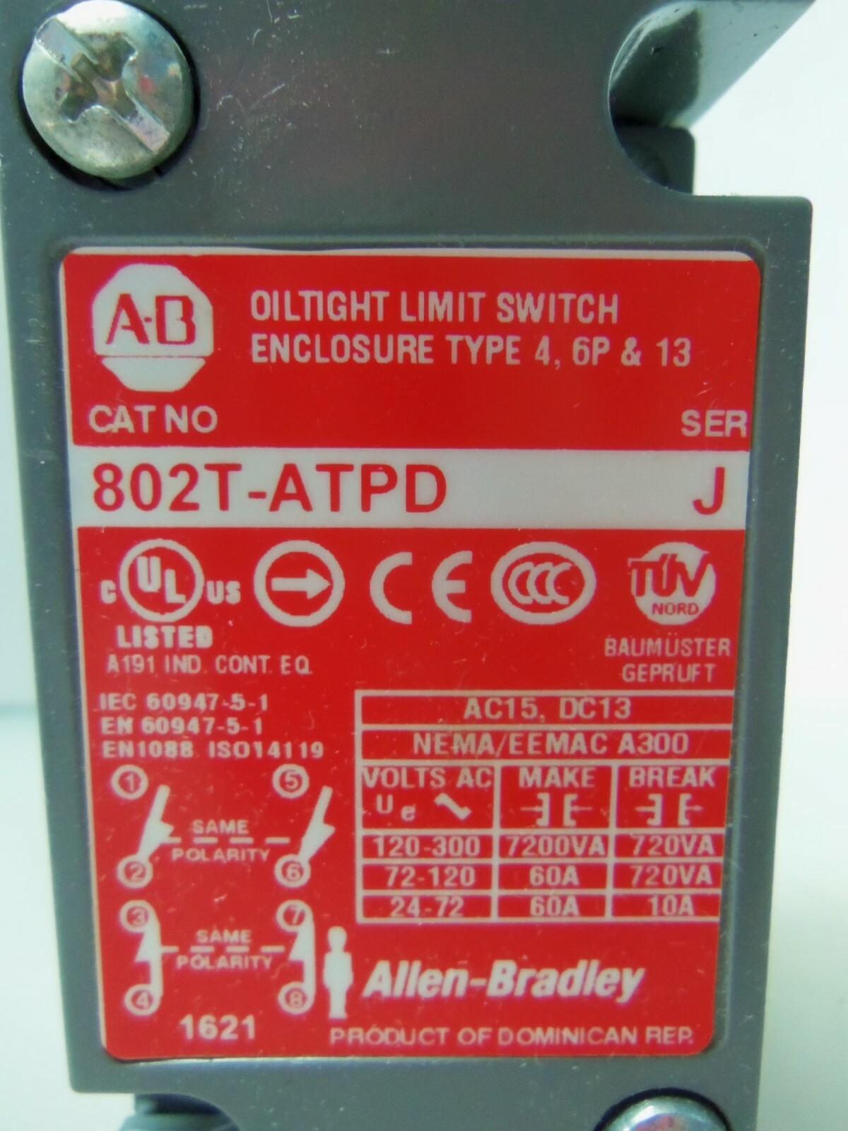 New Allen Bradley 802T-ATPD OilTight Limit Switch Series J NIB