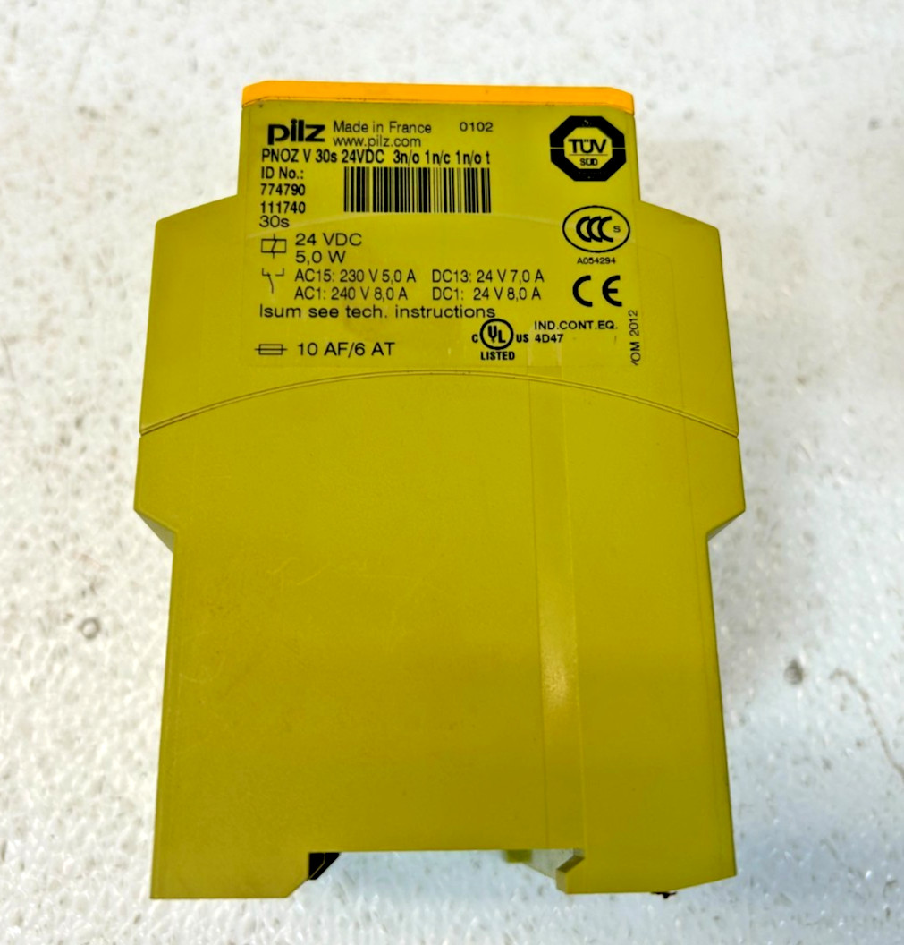 pilz PNOZ V 30s 24VDC 3n/o 1n/c 1n/ot Safety Relay 774790