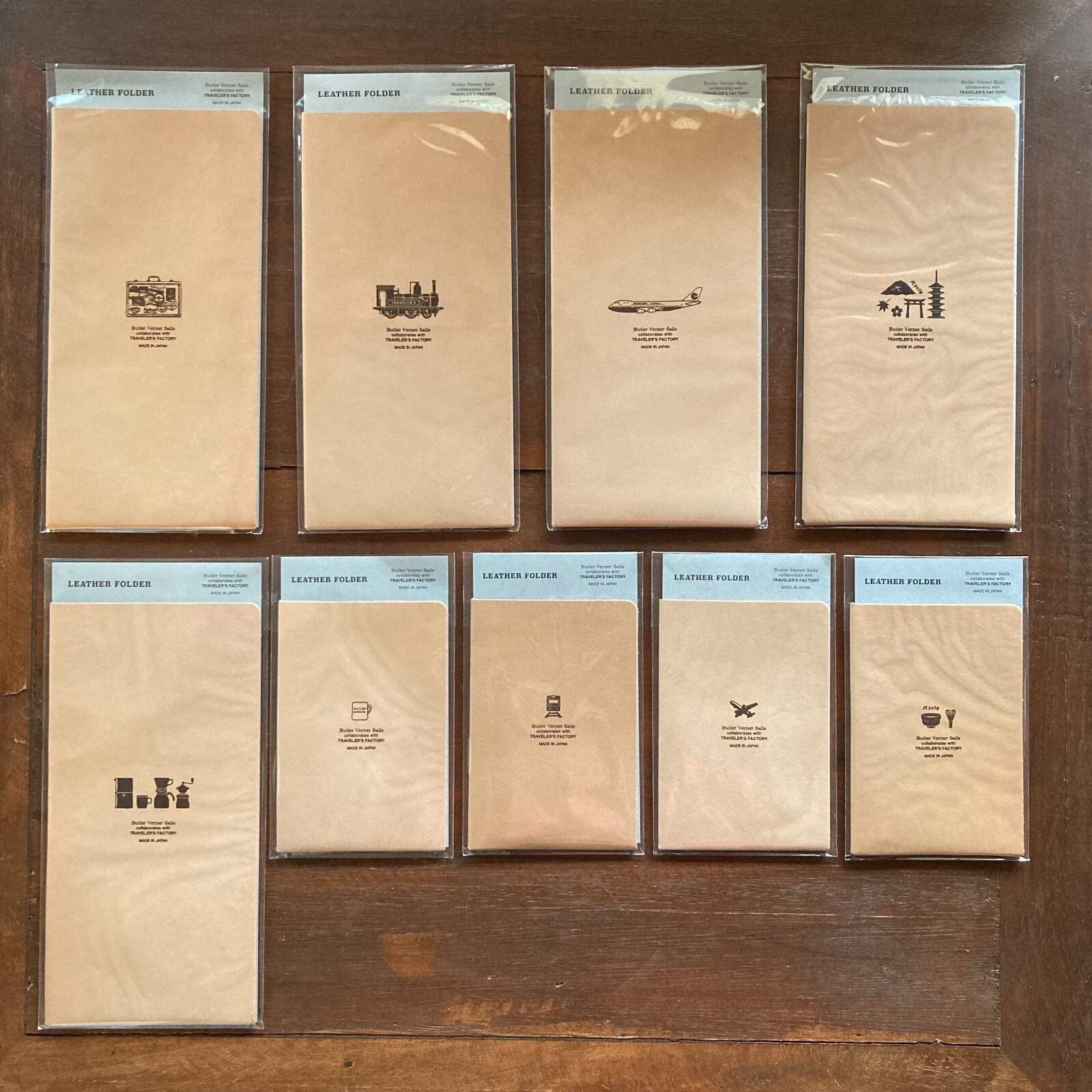 TRAVELER’S Notebook Original Tochigi Leather Folder Regular & Passport size