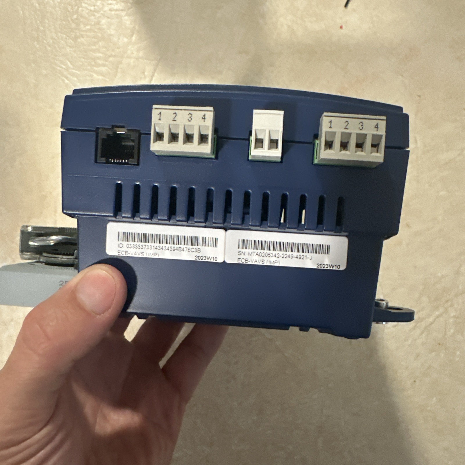 Distech Controls ECB-VAVS BACnet VAV Controller – TESTED – Qty Available