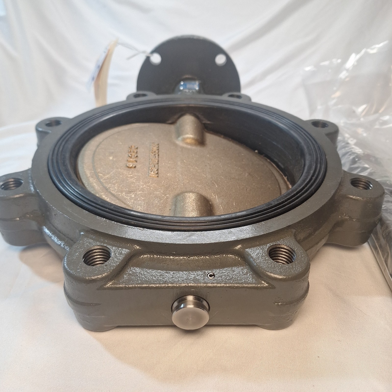 Milwaukee Valve CL223E 8″ inch Butterfly Valve with Lever, EPDM, Lug, 200 psi
