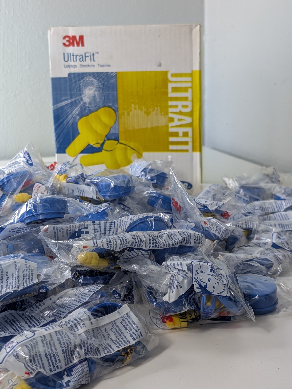 3M 3404001 UltraFit Earplugs Lot of 47 Brand New Open Box Ear Plugs