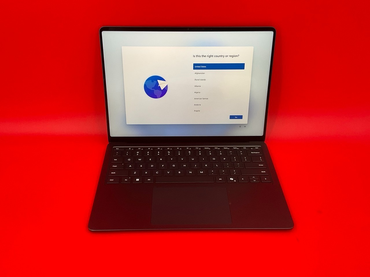 Microsoft Surface Laptop 7 Ultra 1TB 13.8″ Windows 11 Pro Touchscreen EP2-33223