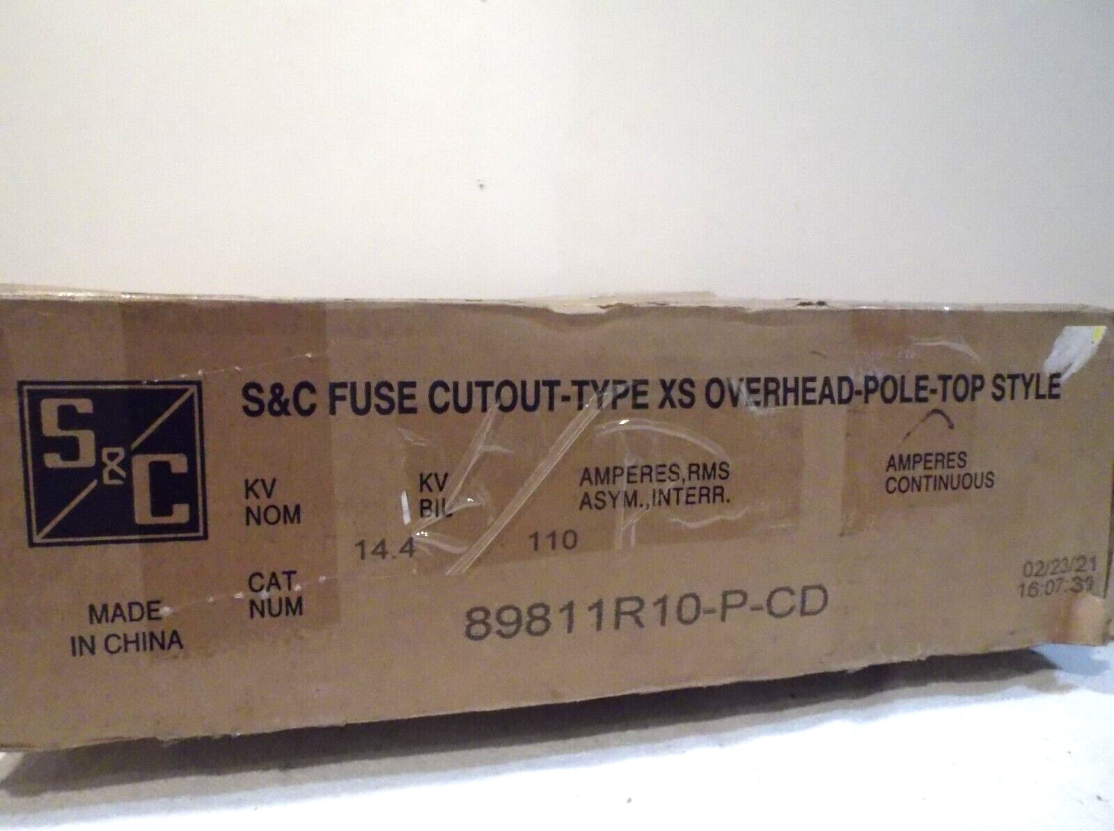 NEW S&C 89811R10-P-CD Type XS Overhead Fuse Cutout 110 KV 300A Max