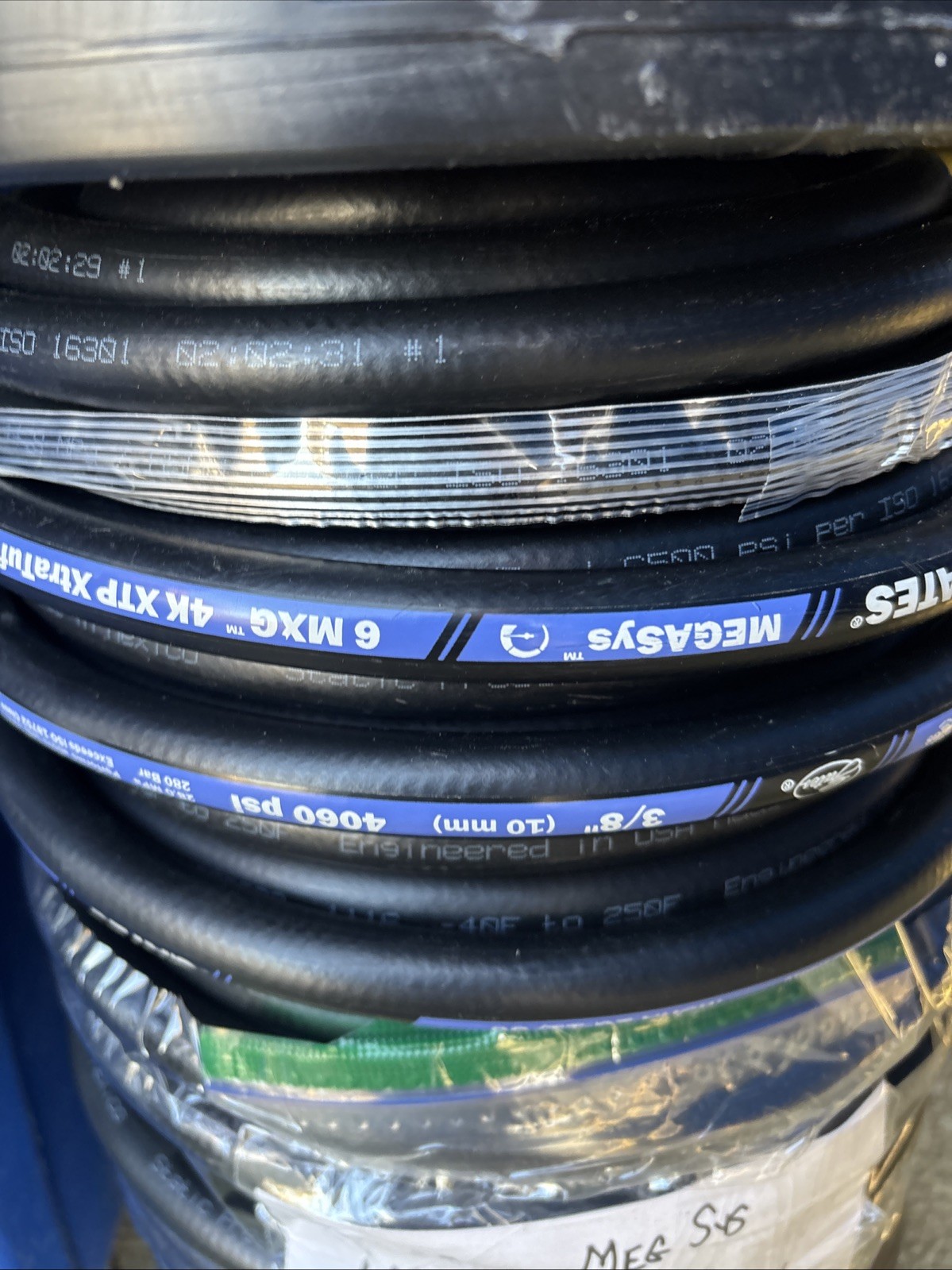 Gates 6MXG-4KXTP Hydraulic Hose 3/8in 4060psi. ( 180 feet )