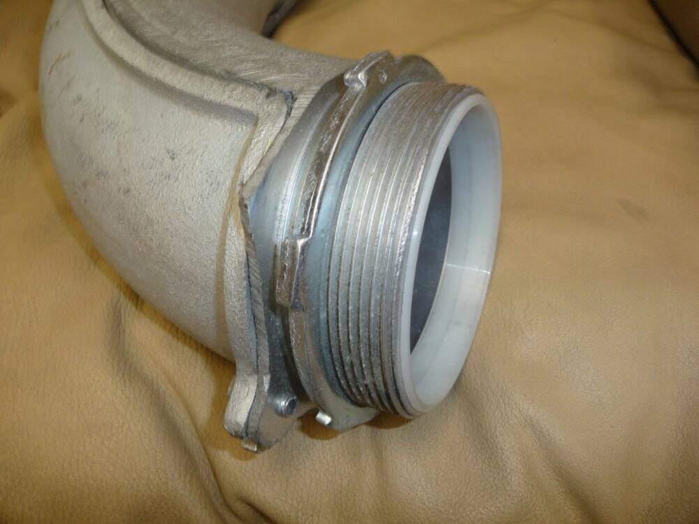 Oz-Gedney AC-400 AC FMC Flex Conduit 90 Degree 4″ Connector New