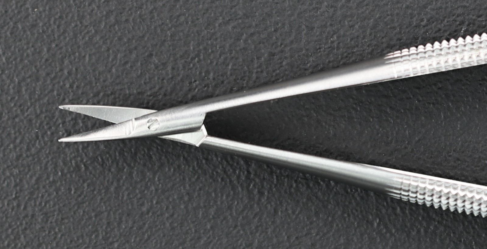 ASSI ASSI.SDC18R8F12 Dissecting Scissors, Delicate, Curved, Sharp/Sharp, 18cm