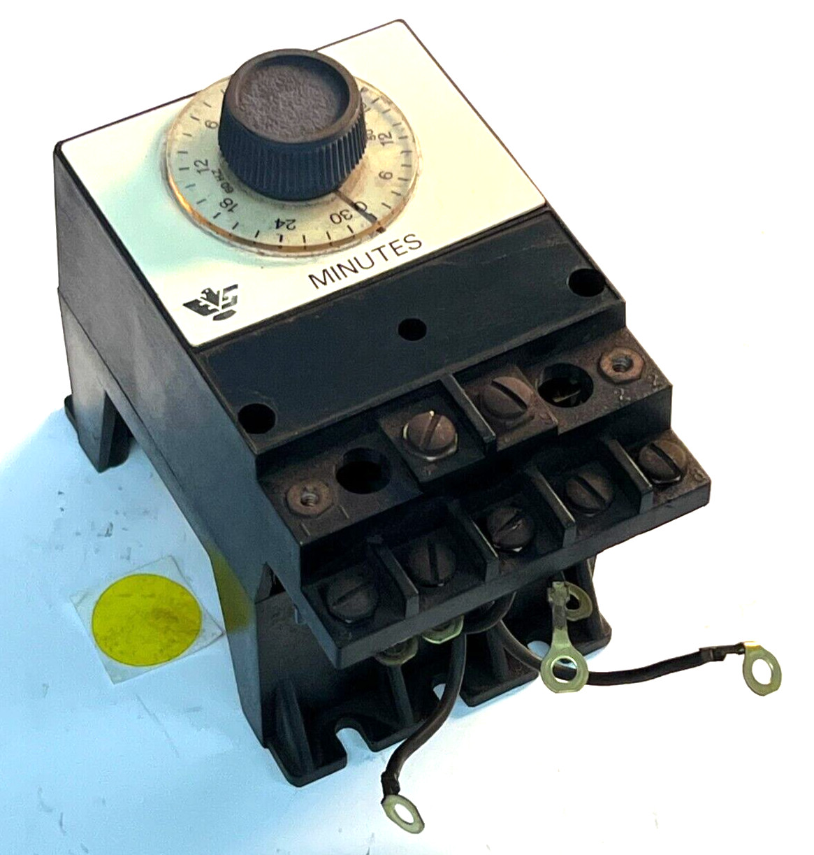 EAGLE SIGNAL 4133-1221 TIME RELAY MODULE 60HZ 120VAC 0-30MIN.