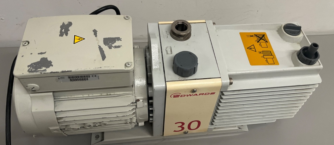 Edwards E2M30 Dual Stage Rotary Vane Vacuum Pump P/N A374-15-903
