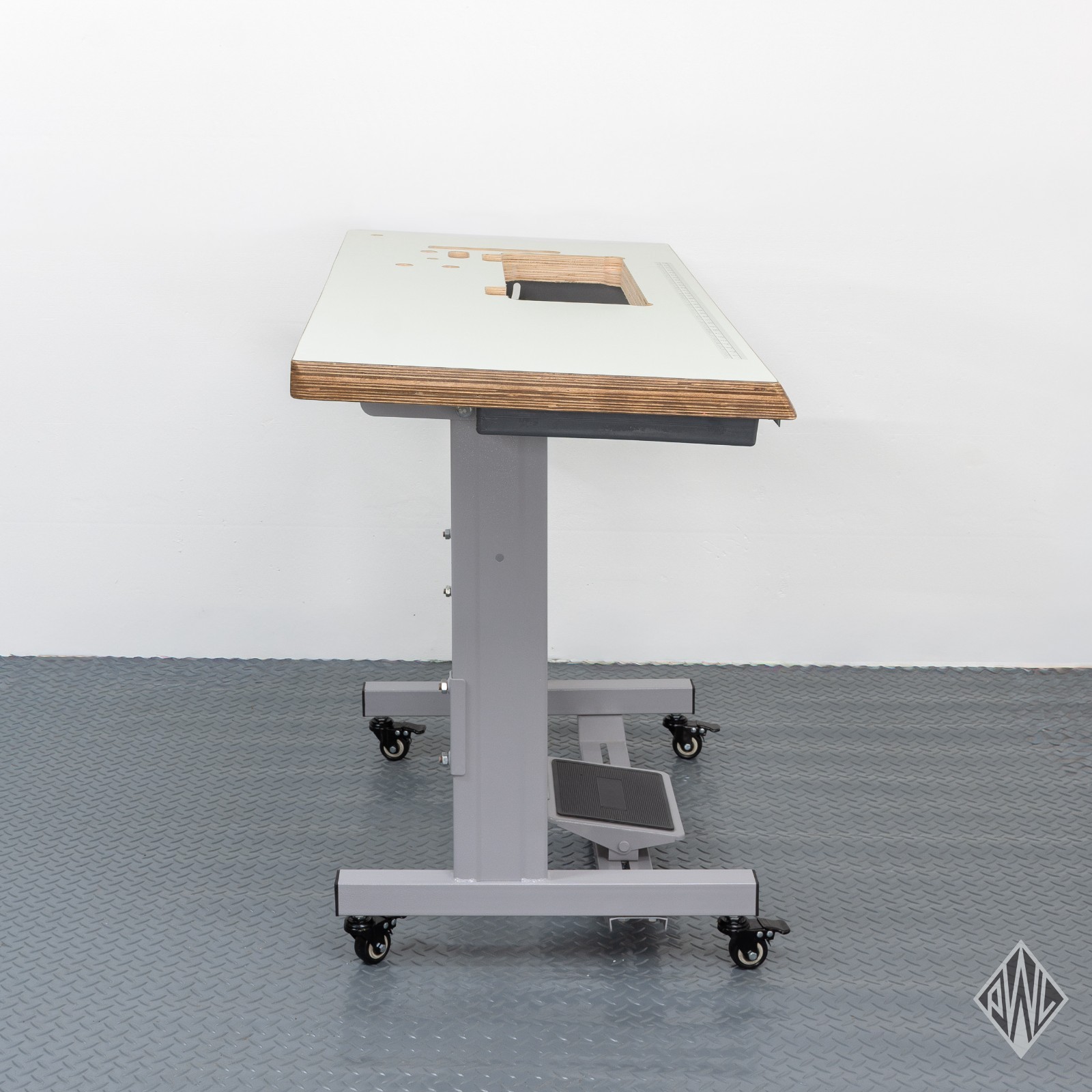 Table Top & Base For Industrial Sewing Machine HEAVY DUTY – 47″ Wide JUKI 1181