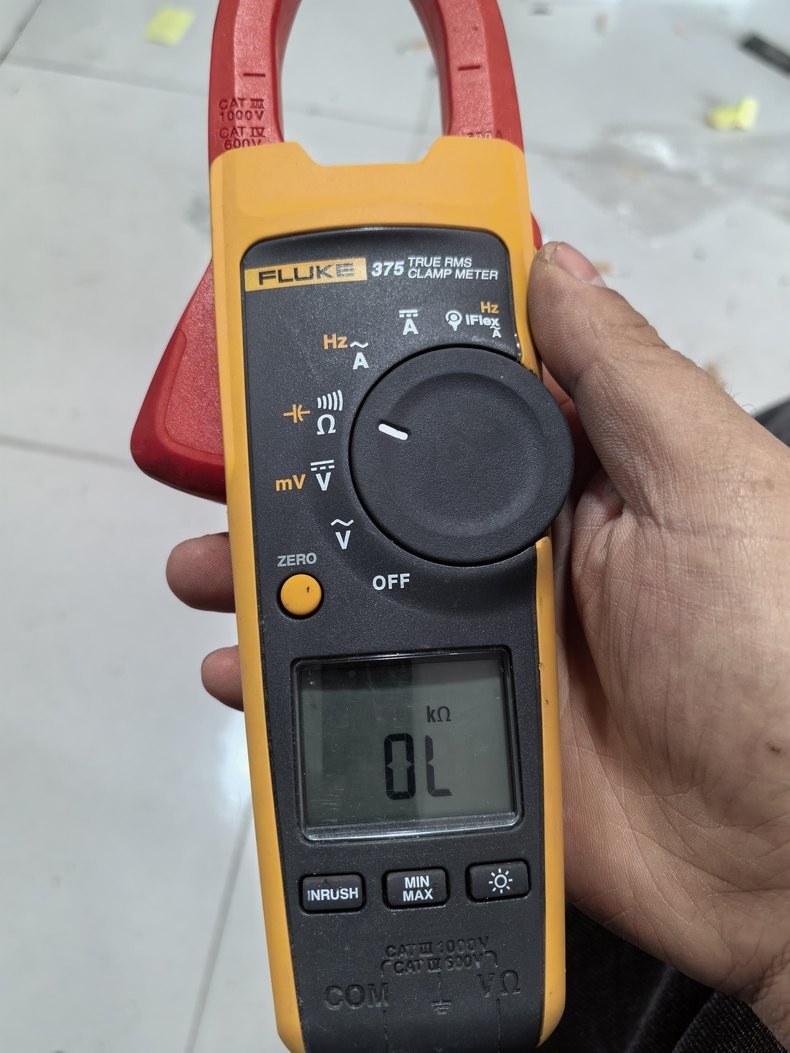 1PC Used Working Fluke 375 True RMS AC/DC Clamp Meter 2500A CAT III 1000V