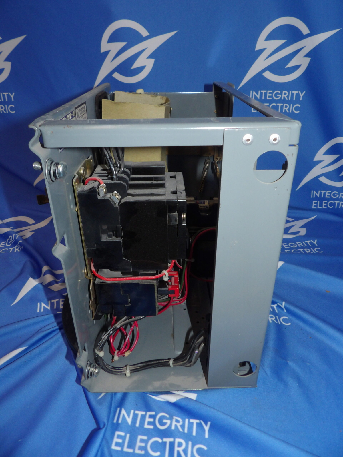 Square D 8536 SCO-3 8998 EC-401 Series B 7A Breaker MCC Motor Control + 1 Yea…