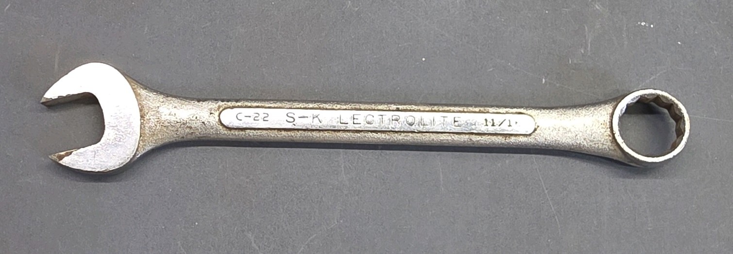 SK Tools 11/16 Inch Combination Wrench 12 Point Box End – SK C-22-USA