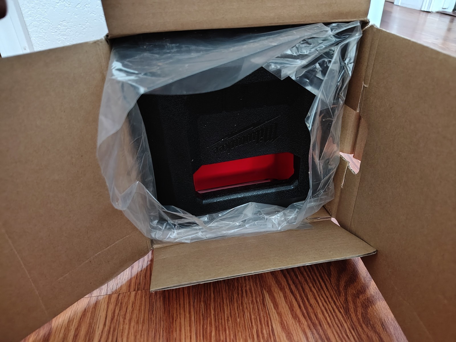 New Milwaukee 2952-20 18V Lithium-Ion Cordless Bluetooth Jobsite Radio GENUINE