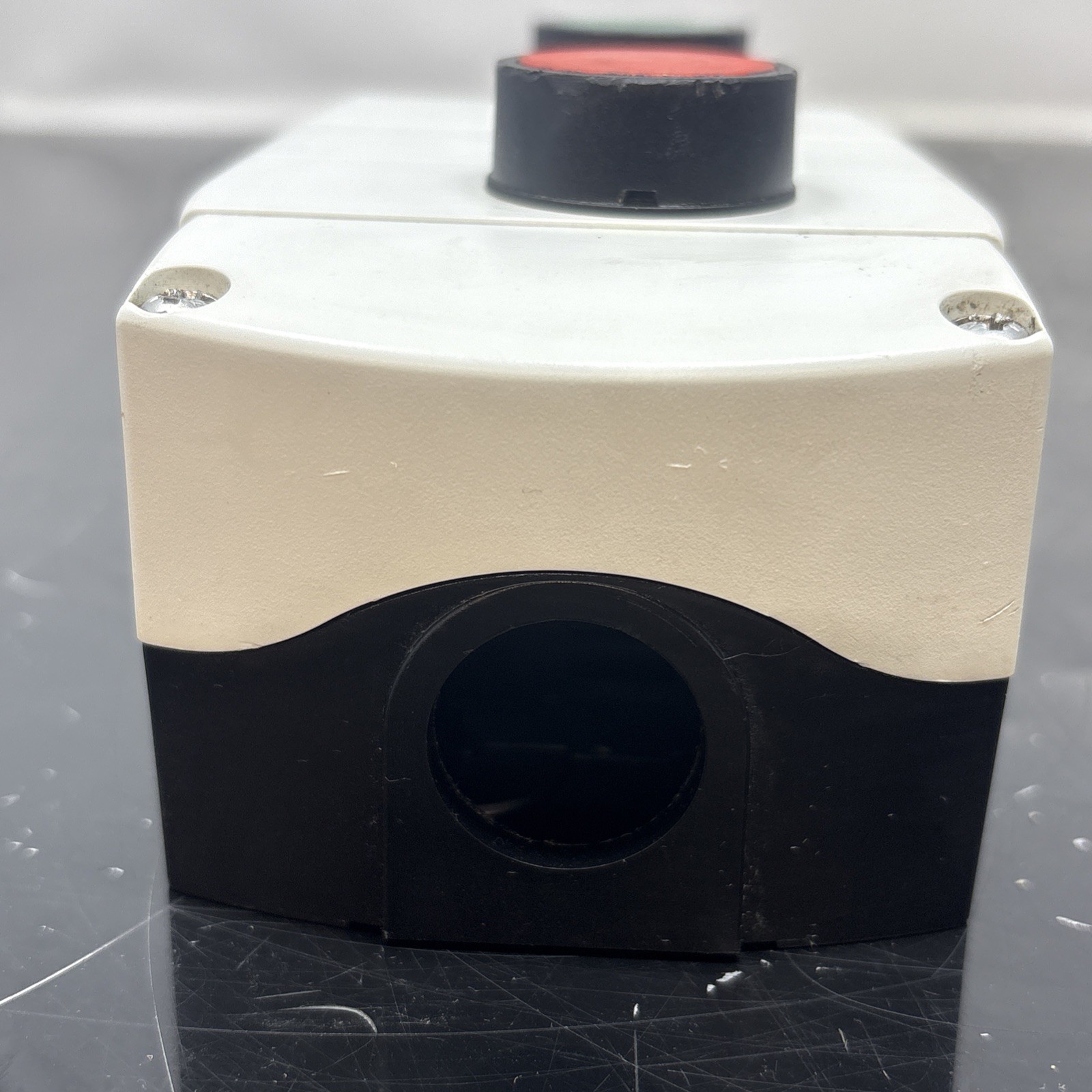 ENCLOSURE PC+PBT-GF30 UNMP