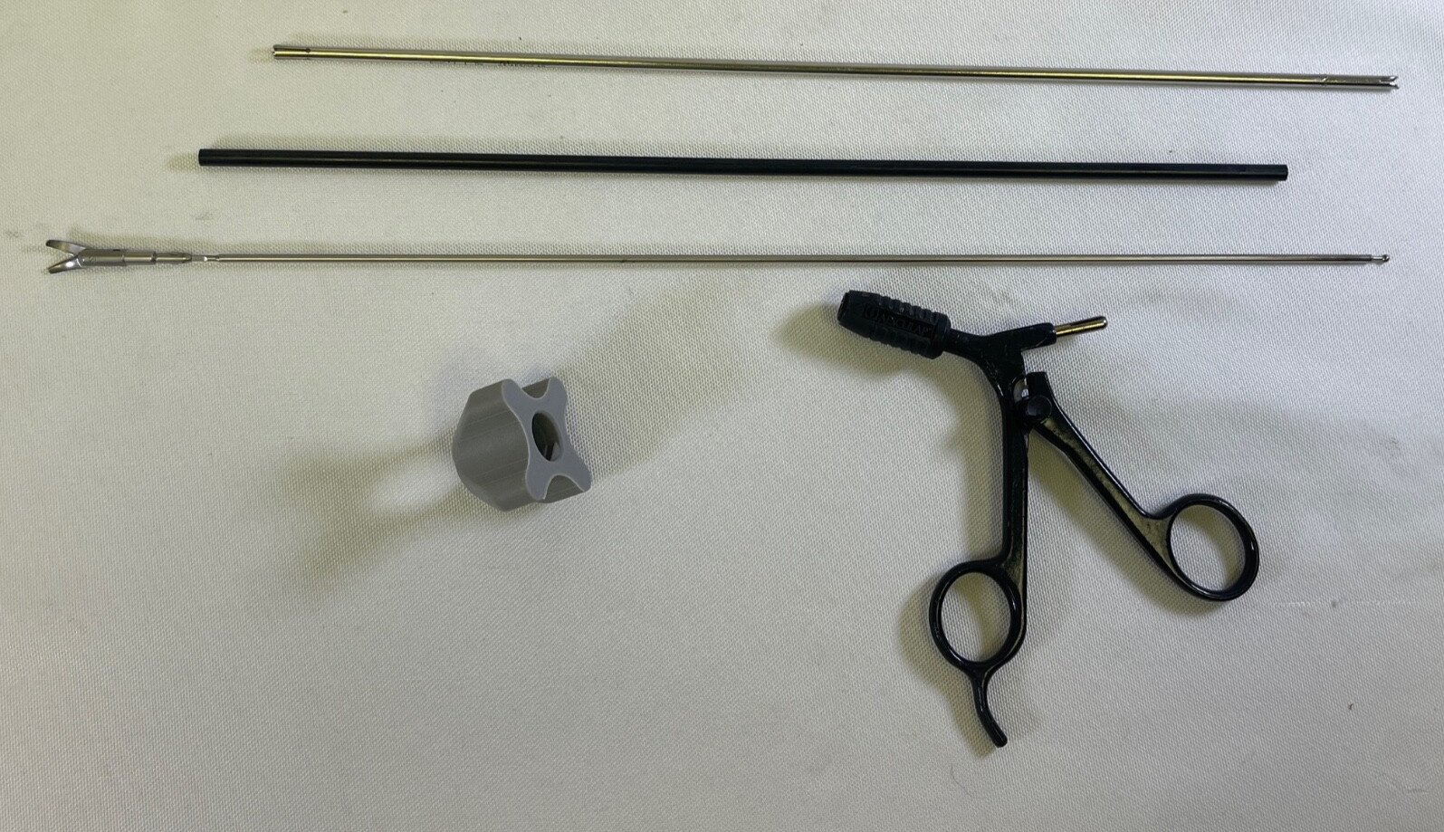 Aesculap PO950R ADTEC 5mm x 33cm Monopolar Mini Metzenbaum Scissor Laparoscopy