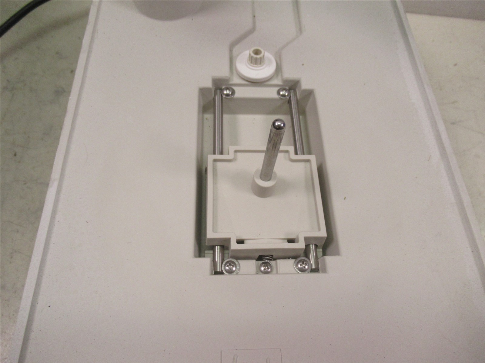 Bio-Rad 2110 Fraction Collector Chromatography System – Powers On