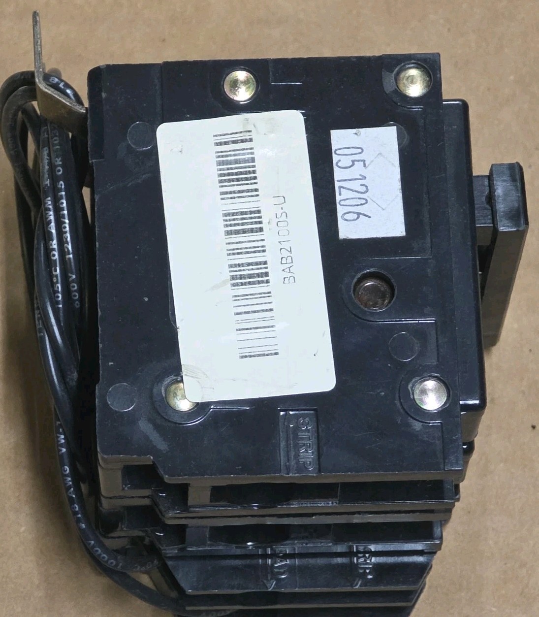 Eaton BAB2100S 100 Amp Shunt Trip Breaker Bolt-On 100 Amp 2 Pole 120/240v