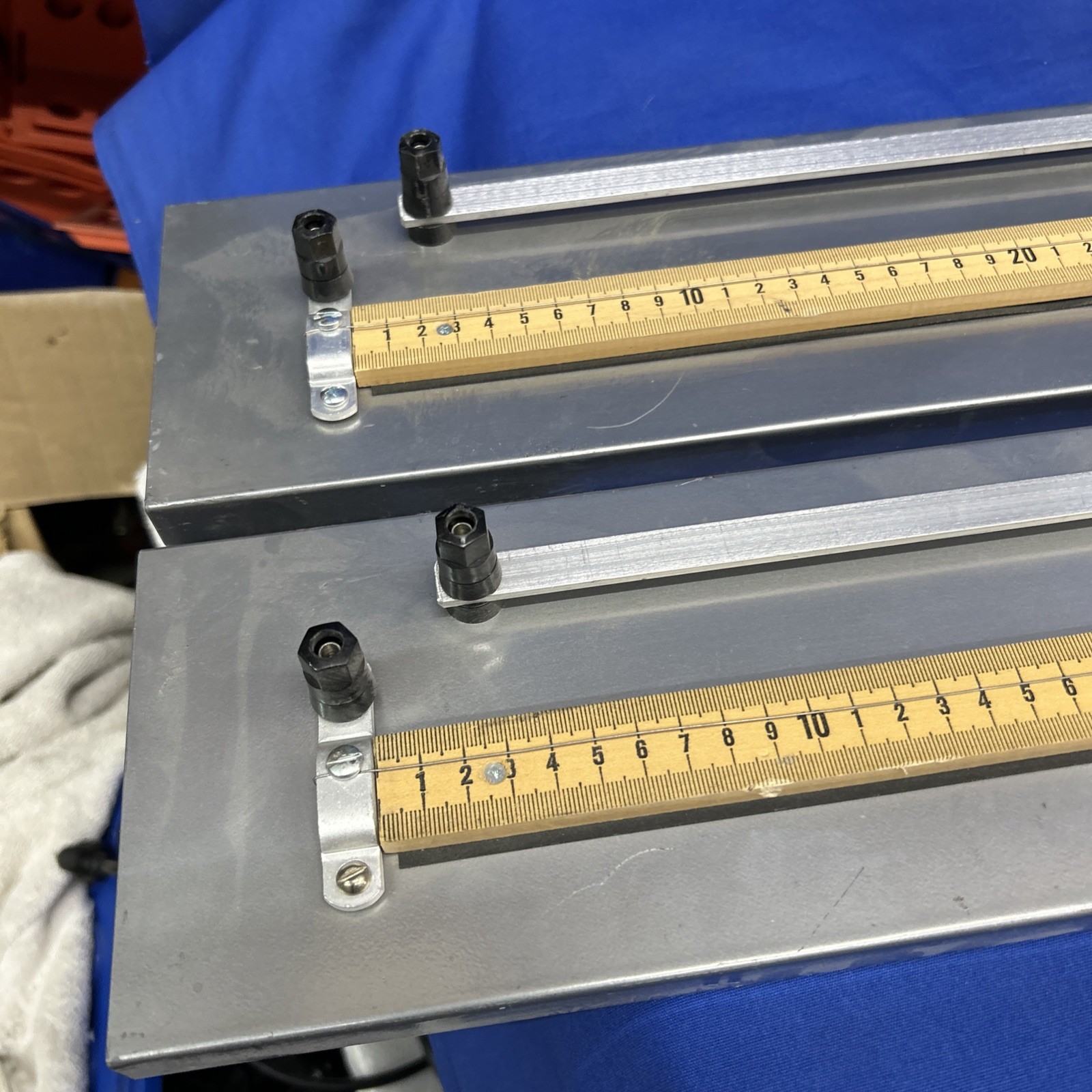Cenco Scientific 44″ stainless device with 100 cm ruler Pasco