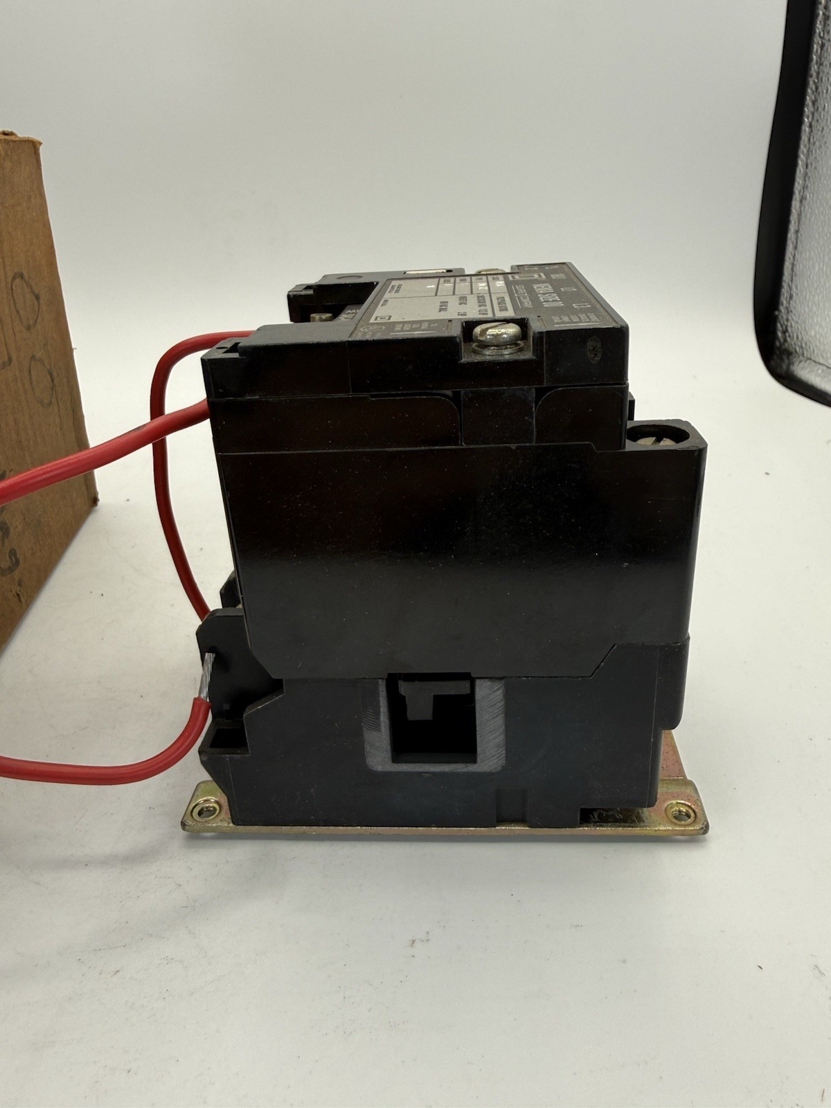 BRAND NEW – SQUARE D CONTACT KIT NEMA SIZE 00 8536 SA012