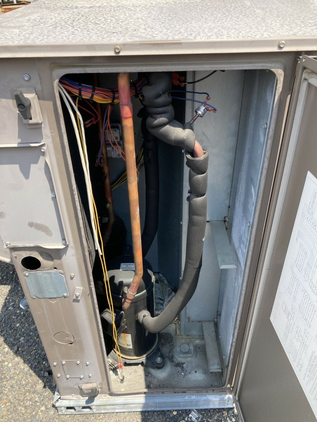 York 12.5 Ton Rooftop AC 208/230-3-60V R410A, ZF150C00N2AAA7A