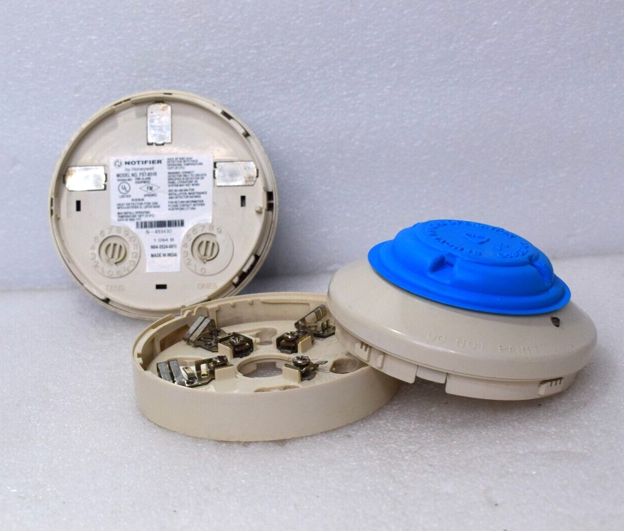 NOTIFIER FST-851R INTELIGENT PLUG-IN HEAT DETECTOR FST851R RATE OF RISE 135