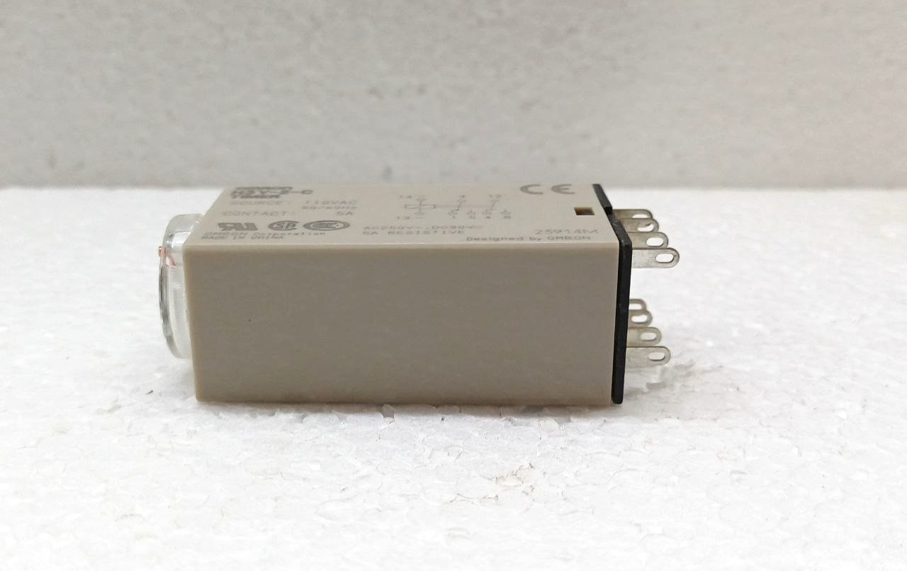 Omron H3Y-2-C compact solid-state timer 110VAC 5A