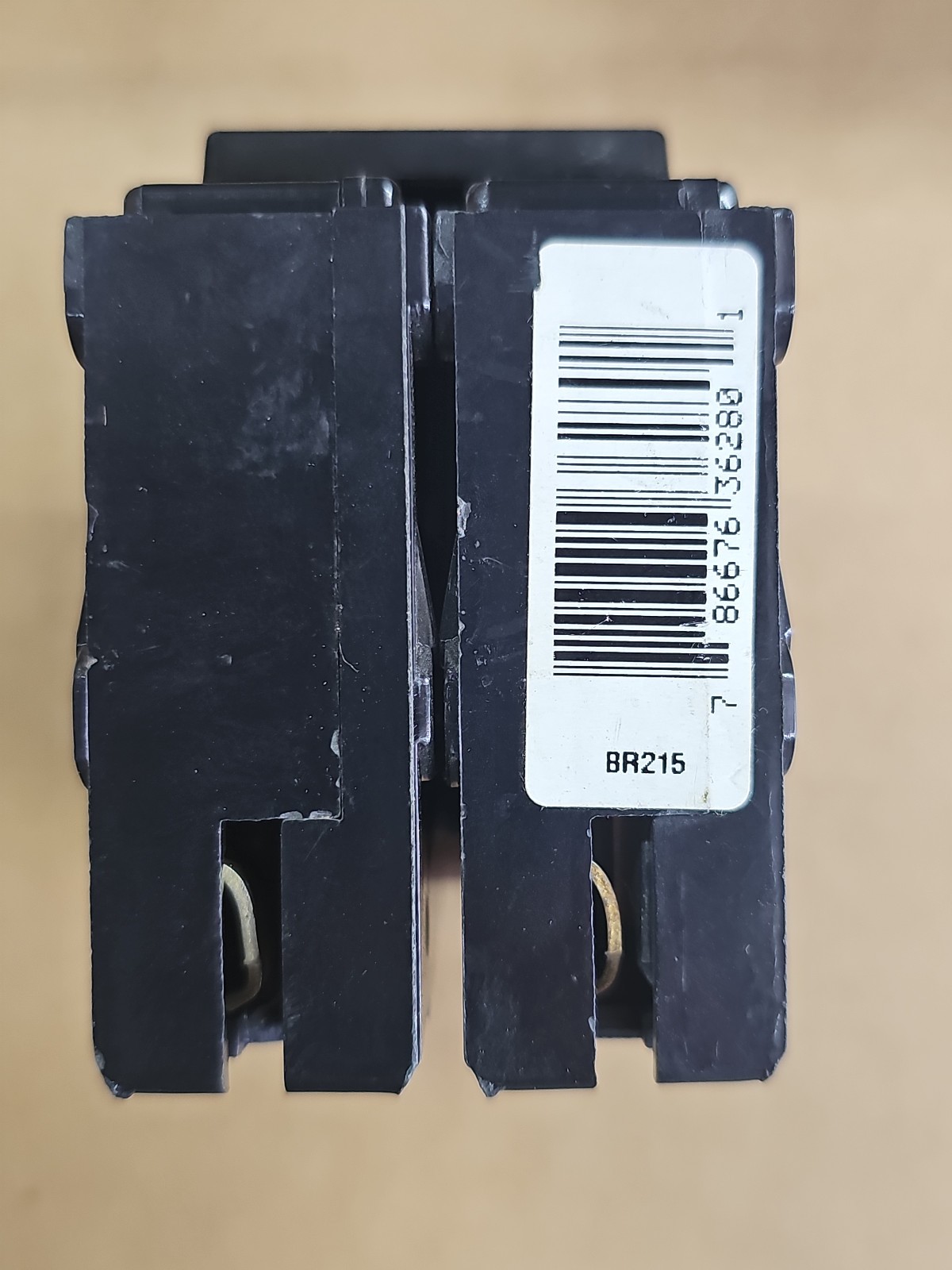 Lot of 12 – Eaton / Cutler-Hammer BR215 15A 2 Pole 240V Circuit Breakers