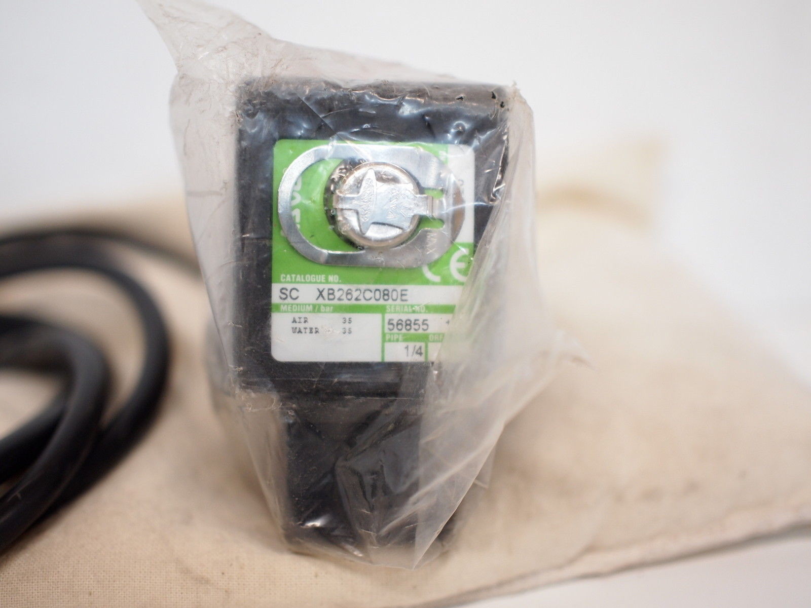 ASCO SC XB262C080E *NEW* ¼” SOLENOID VALVE 24VDC COIL. AIR, WATER (8A5)