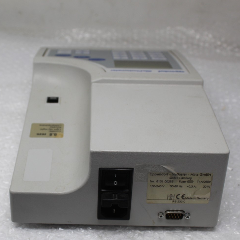 Eppendorf 6131 BioPhotometer Spectrophotometer UV/Vis DNA RNA Oligo Protein