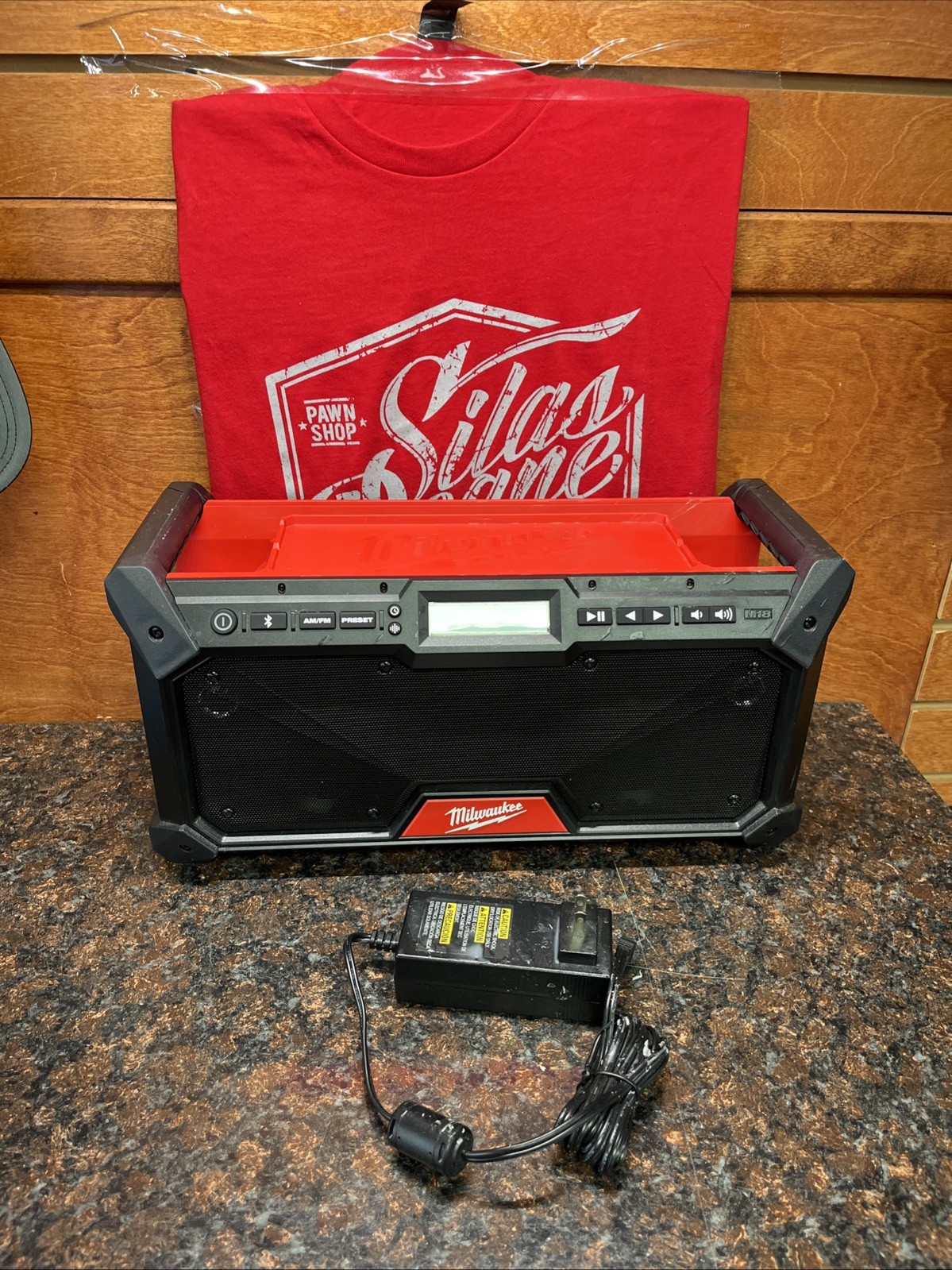 Milwaukee M18 18V Lithium-Ion Cordless Jobsite Radio (LOOK)