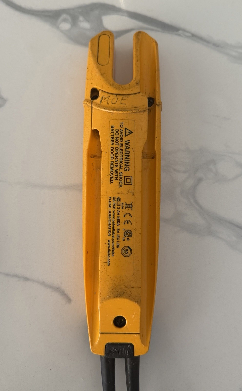 Fluke T5-1000 Voltage Continuity Current Electrical Tester 1000V CAT III AC/DC