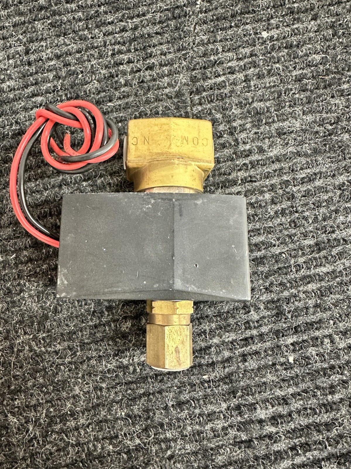 New CKD AG41-02-2 Solenoid Valve DC24V Free Shipping