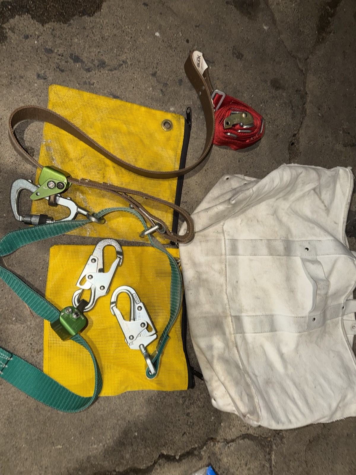 Buckingham 490DWDS Adjustable Positioning Lanyard with Rope Grab & Snaps