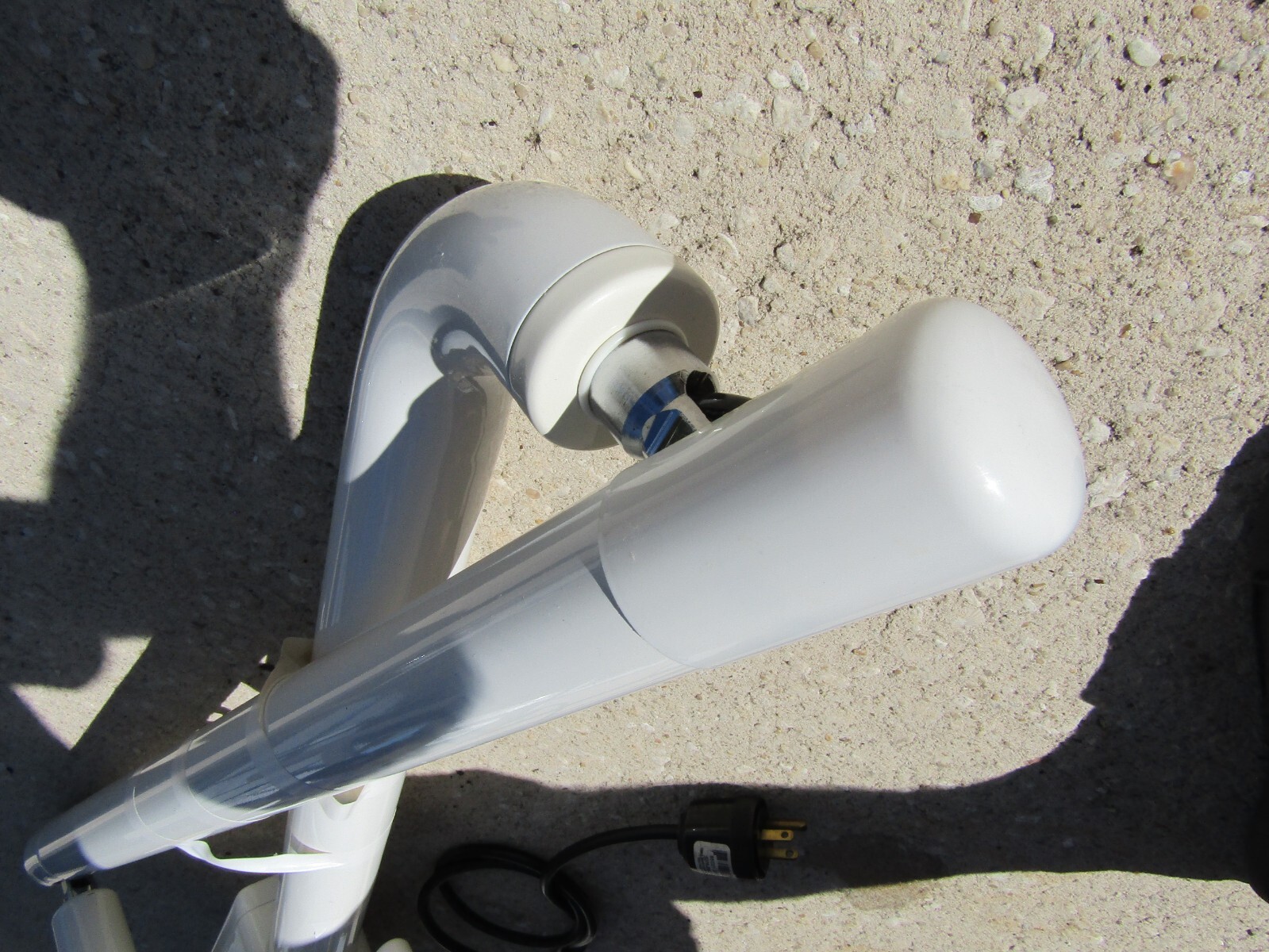 Lucent Dental Operatory Light 115V 60 Hz 61W AS-IS For Parts or Repair