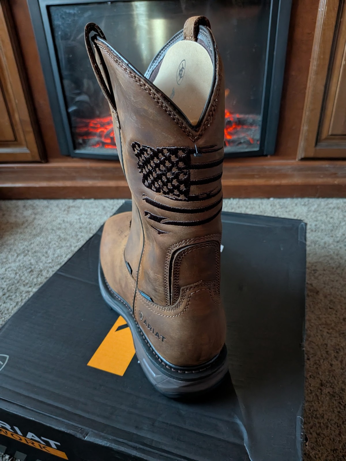 Ariat WorkHog XT Patriot H2O Carbon Toe Men’s Work Boots EH 11.5 D 10036002