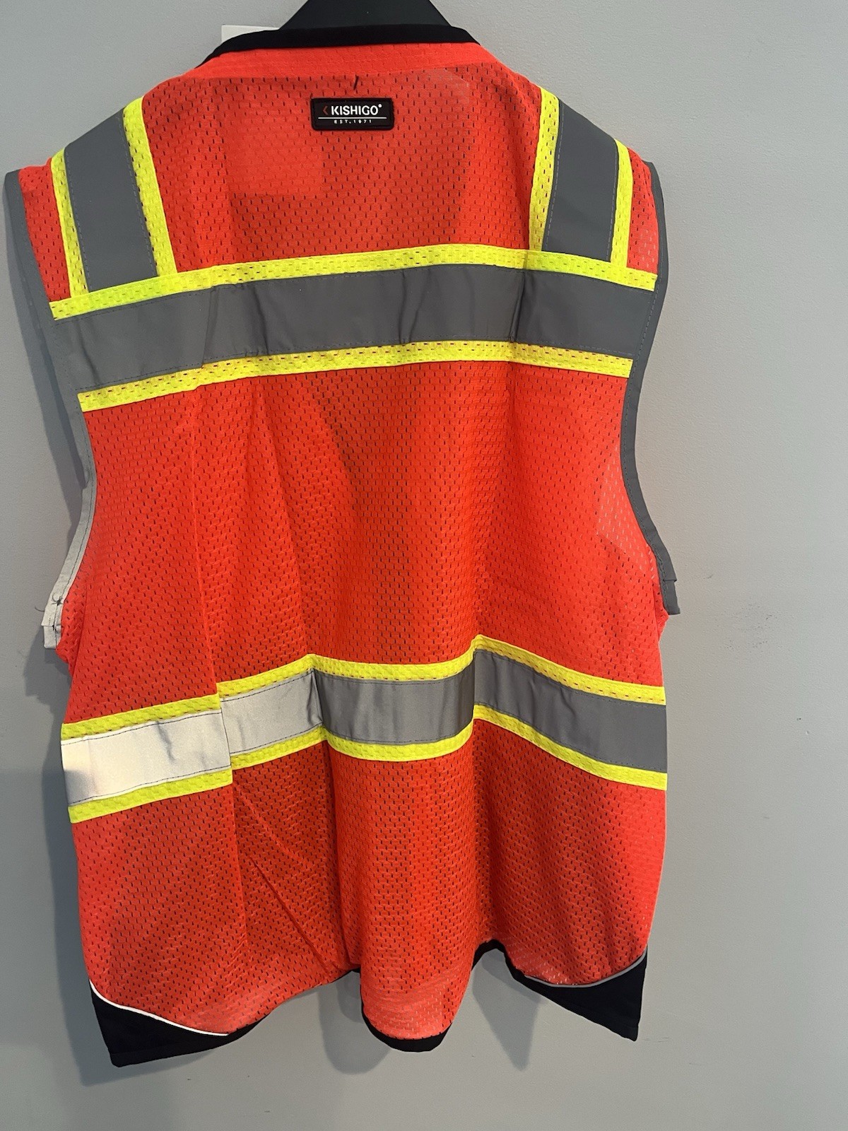 Kishigo Premium Black Series Men’s Surveyors Vest S5003, Class 2 Hi-Vis, Large