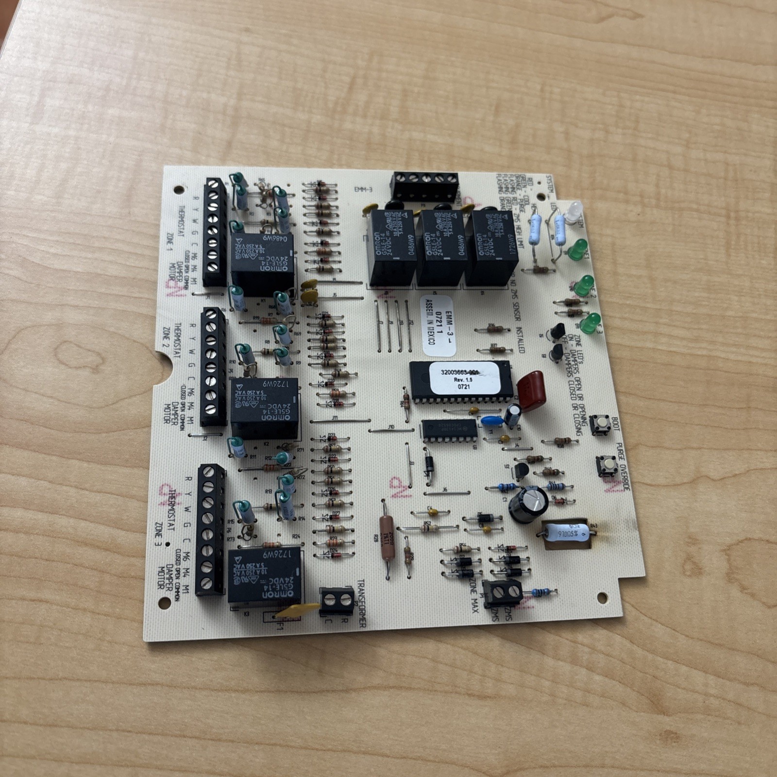Honeywell 32003663-001 Electronic MiniZone 3-Zone Control Circuit Board EMM-3