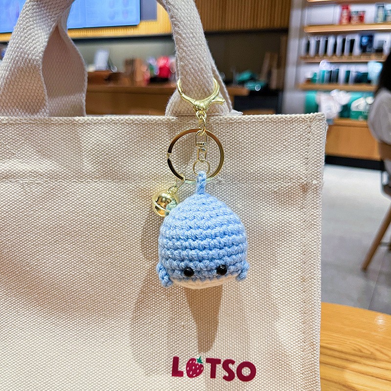 Creative Cartoon Yarn Vrochet Whale Keychain Bag Pendant Cute Gift 1 Piece Blue